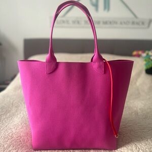 Rothy’s Lightweight Tote Dragonfruit